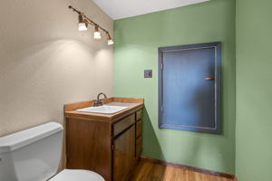  Photo 32