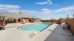  Photo 47