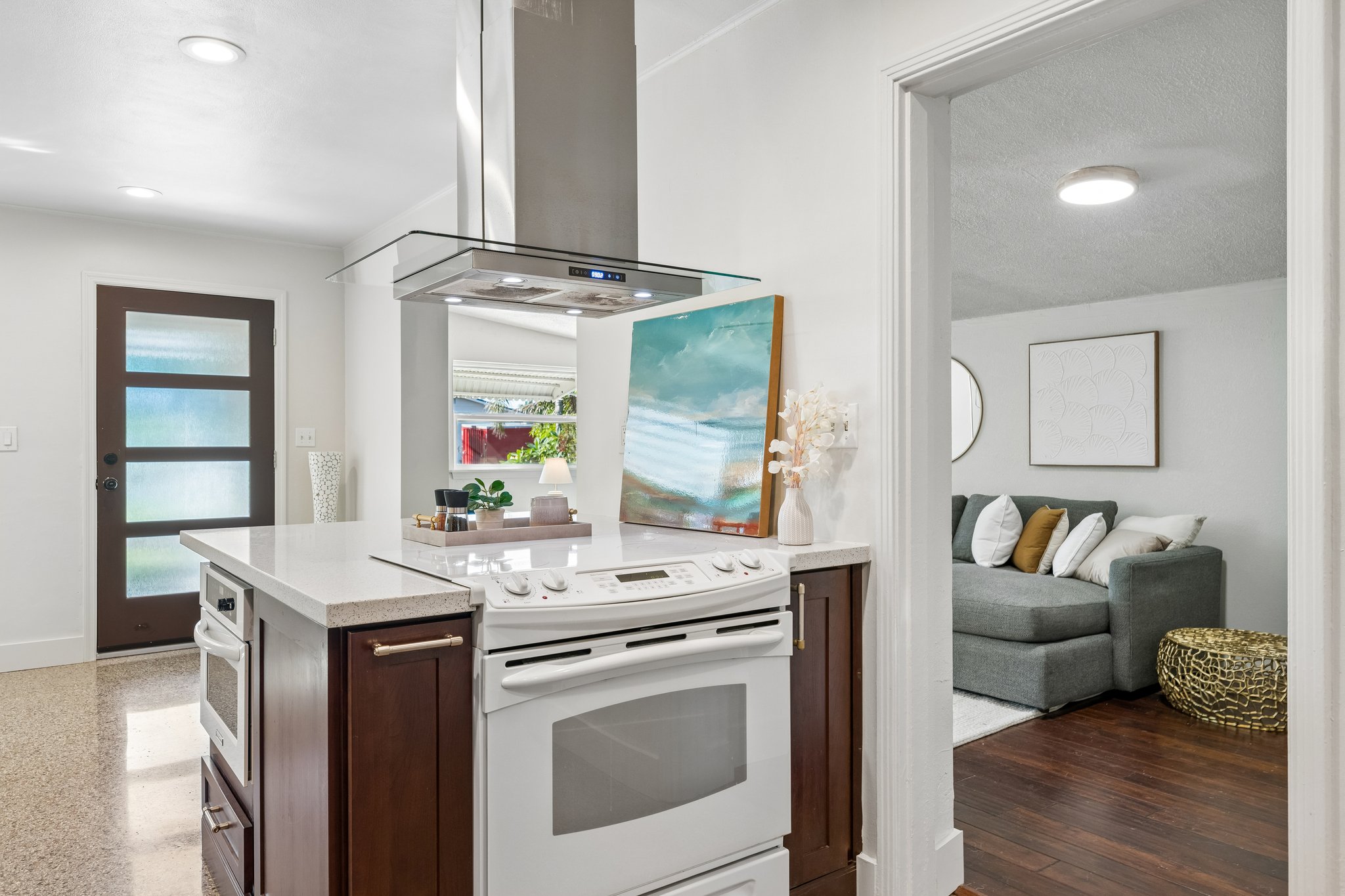 64th Ave S-S1310-017.jpg