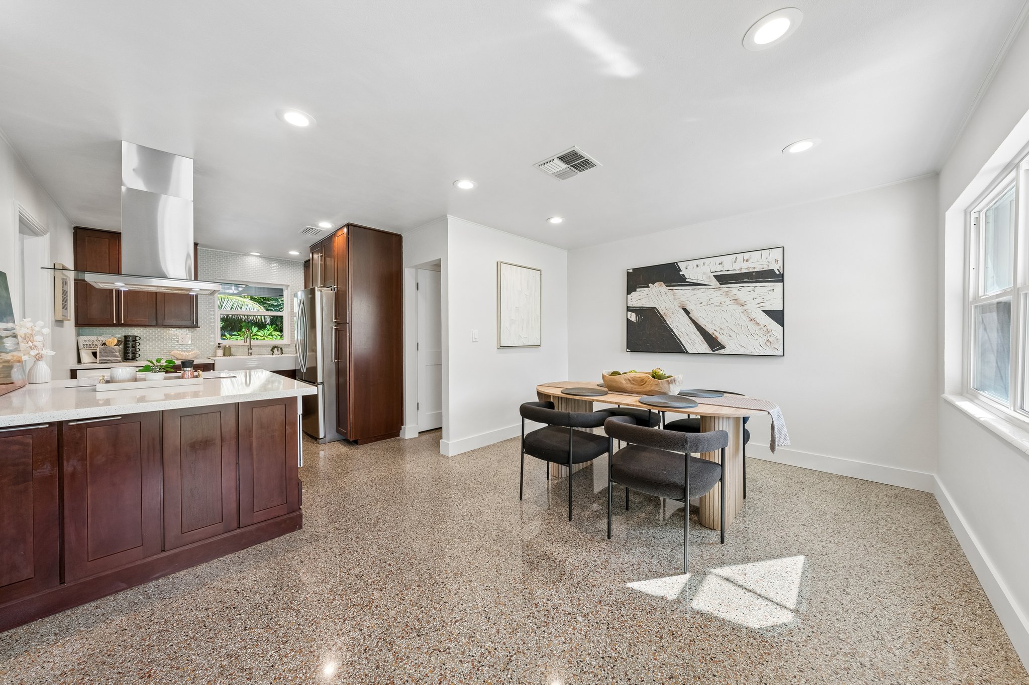 64th Ave S-S1310-023.jpg