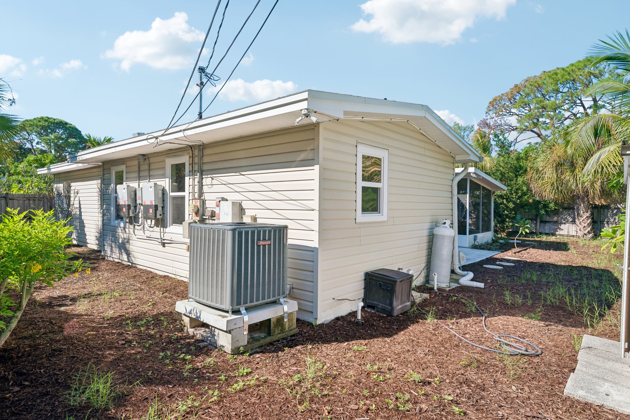 64th Ave S-S1310-052.jpg