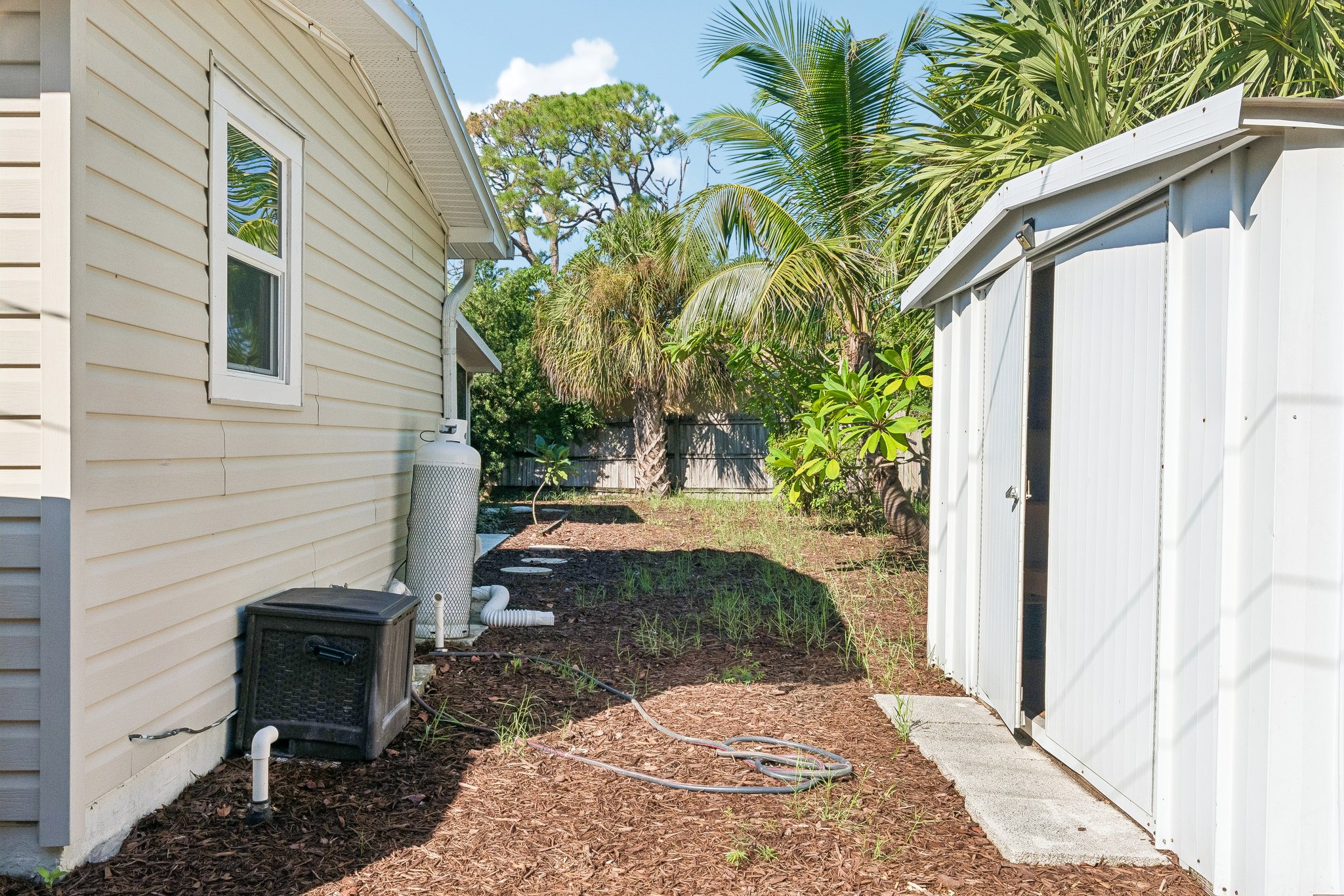 64th Ave S-S1310-053.jpg