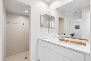 64th Ave S-S1310-042.jpg