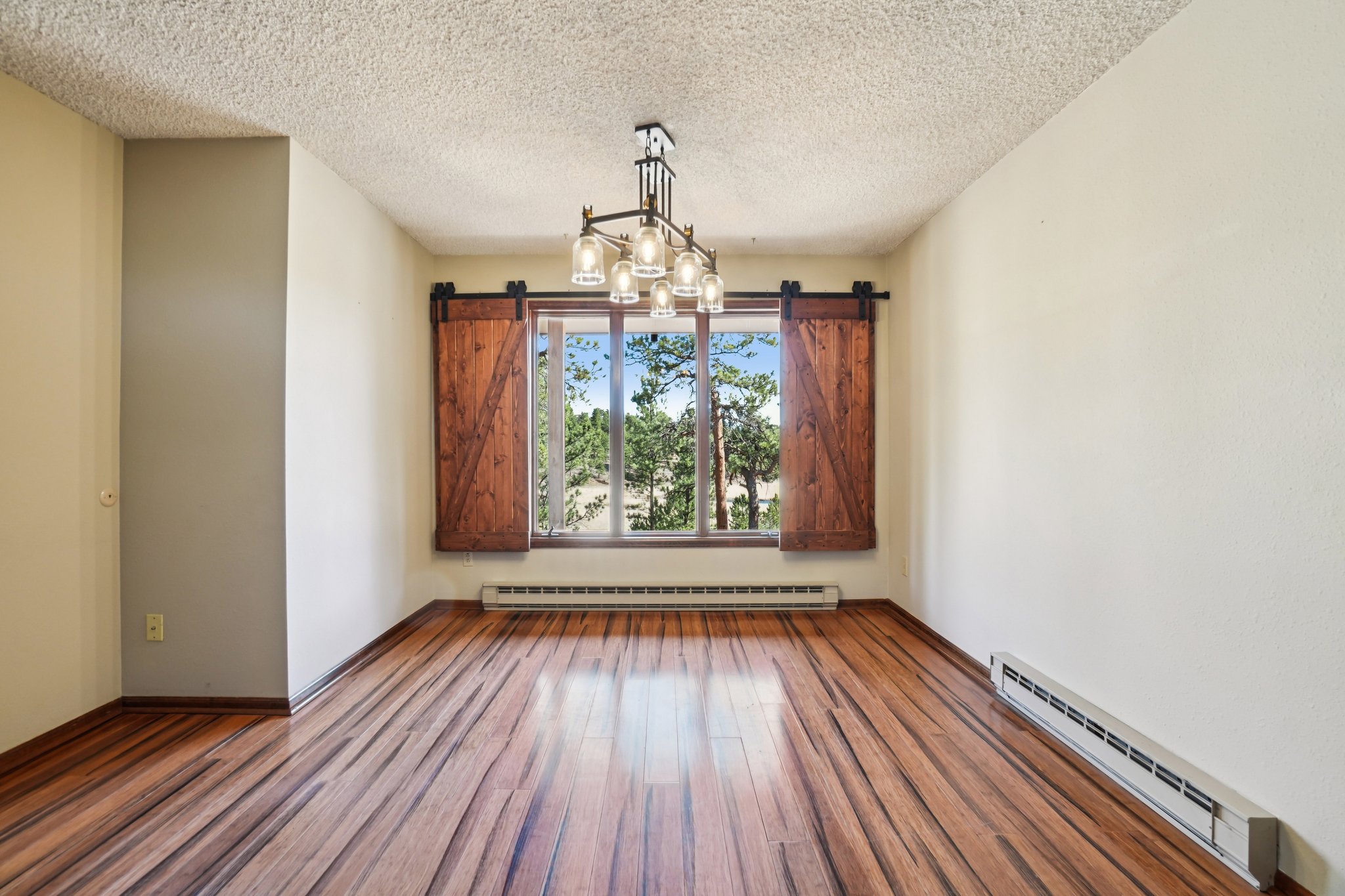 Carriage Dr-S2003-017.jpg