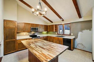 Carriage Dr-S2003-012.jpg