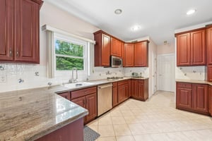 Helene Ave-S2609-021.jpg