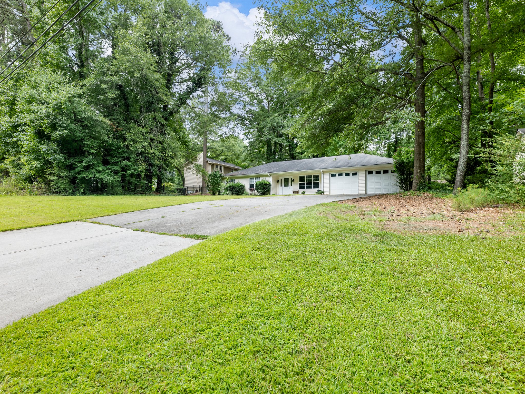 2176 Azalea Dr, Lawrenceville, GA 30043 Moore Visions