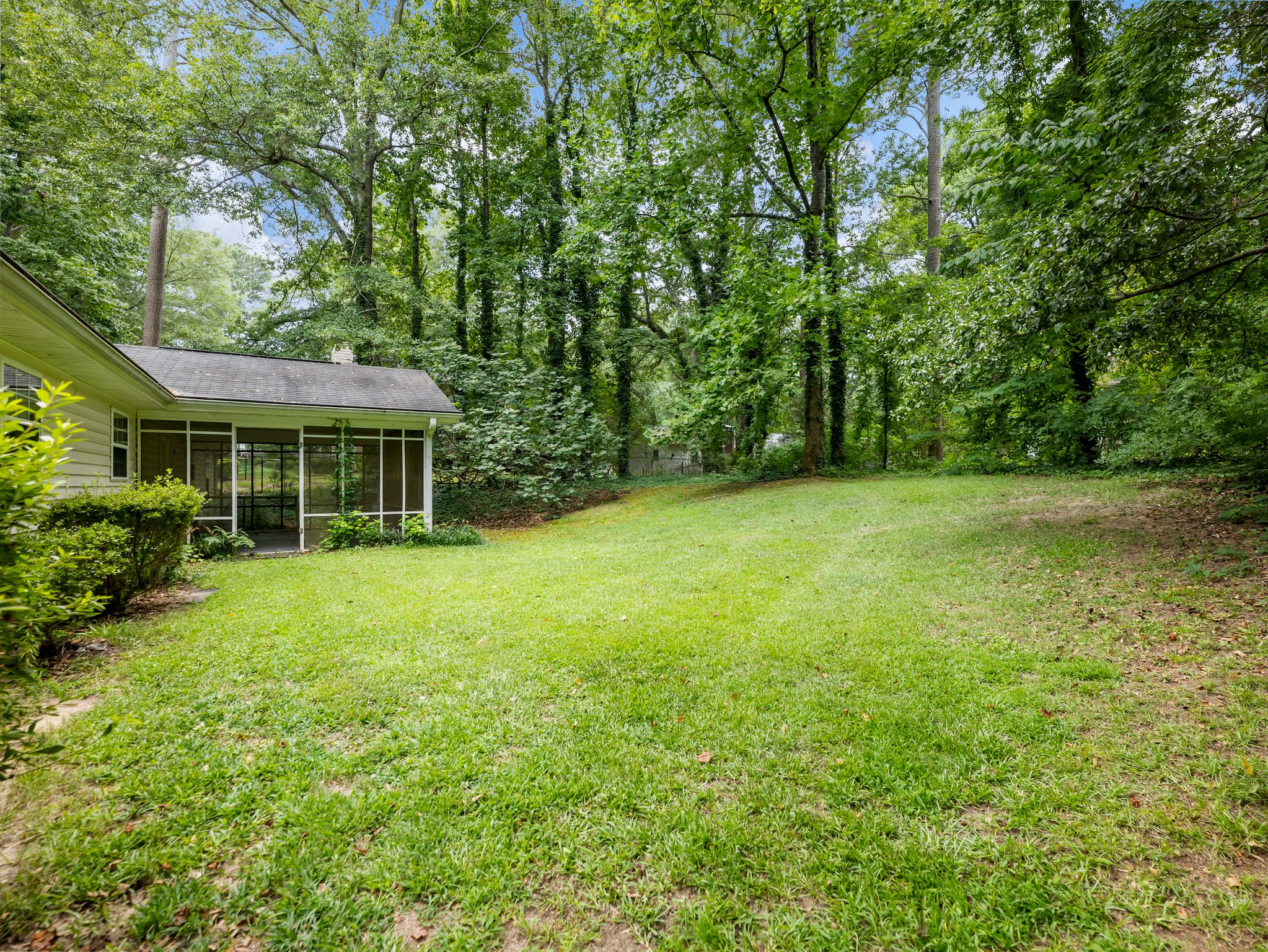 2176 Azalea Dr, Lawrenceville, GA 30043 Moore Visions