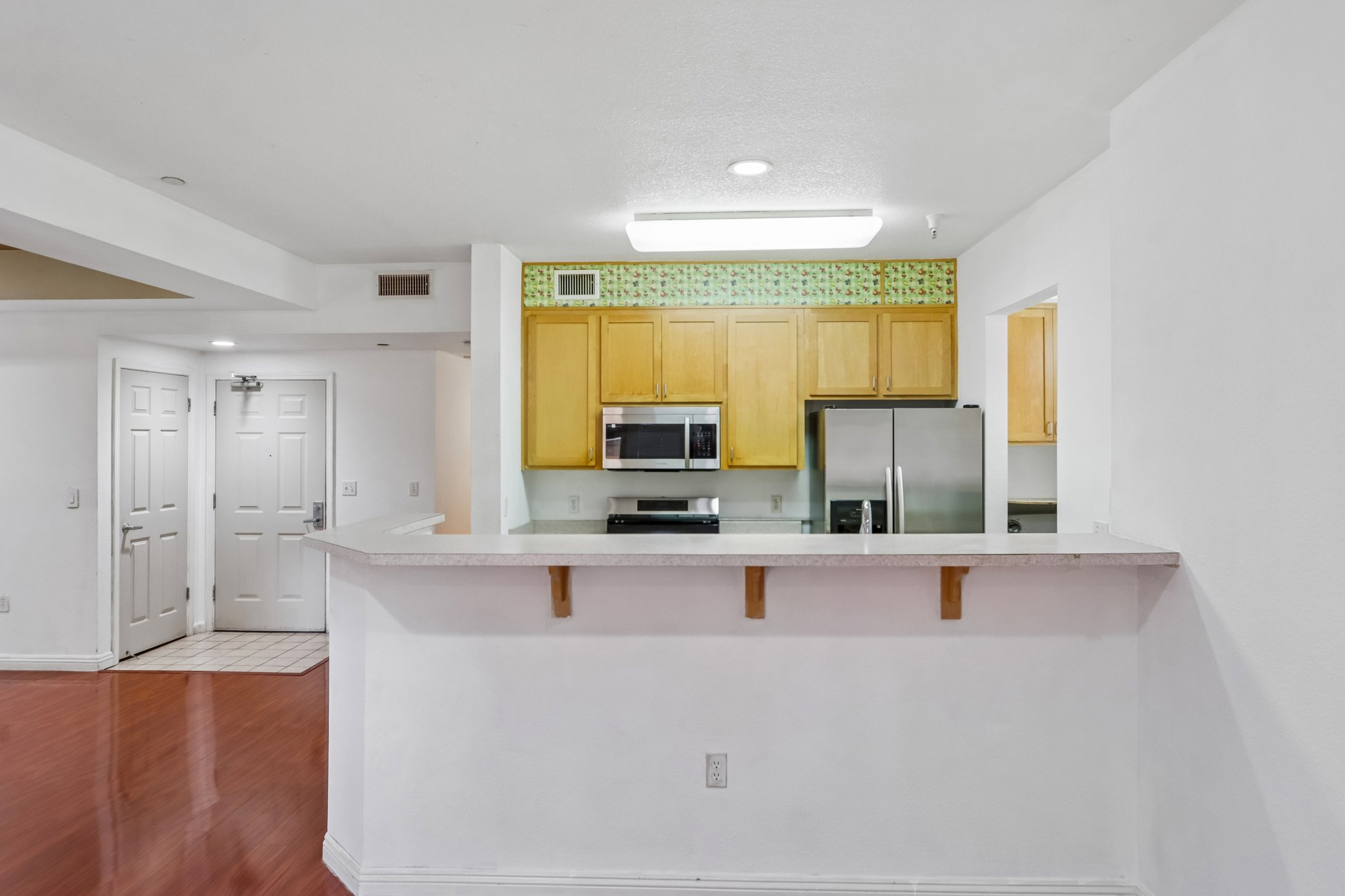 Alum Rock Ave 211-S2208-017.jpg