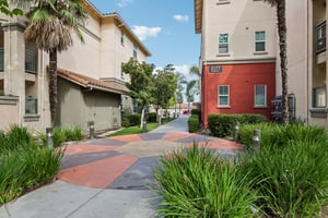 Alum Rock Ave 211-S2208-003.jpg