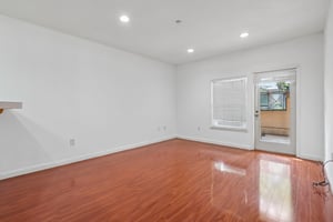Alum Rock Ave 211-S2208-007.jpg