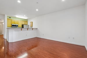 Alum Rock Ave 211-S2208-013.jpg