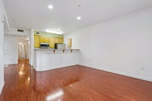 Alum Rock Ave 211-S2208-014.jpg