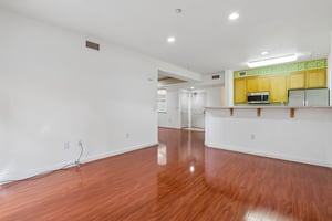 Alum Rock Ave 211-S2208-015.jpg