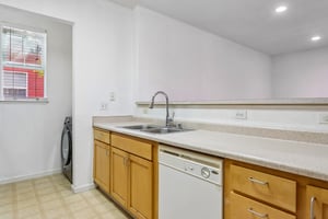 Alum Rock Ave 211-S2208-020.jpg