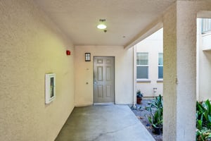 Alum Rock Ave 211-S2208-036.jpg