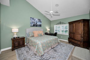 Primary Bedroom1a