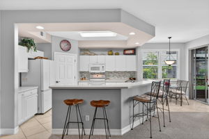 Breakfast Bar 1 of 2