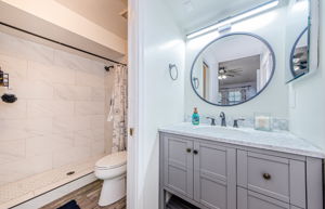Master Bathroom 1a