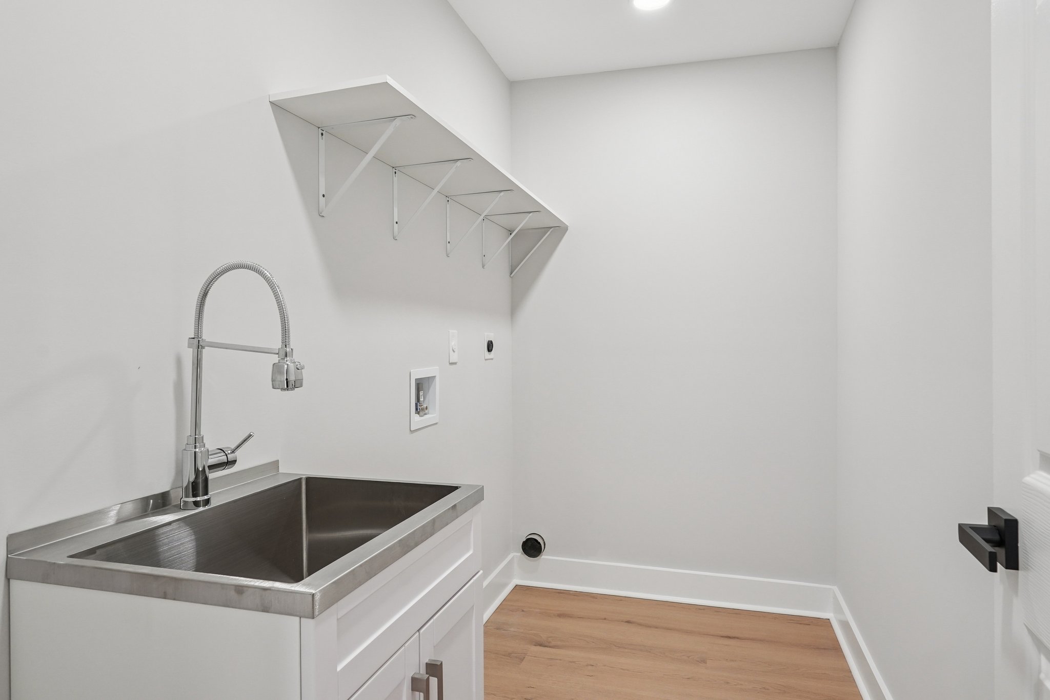 Wingate St SW-L0306-042.jpg
