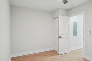 Wingate St SW-L0306-040.jpg