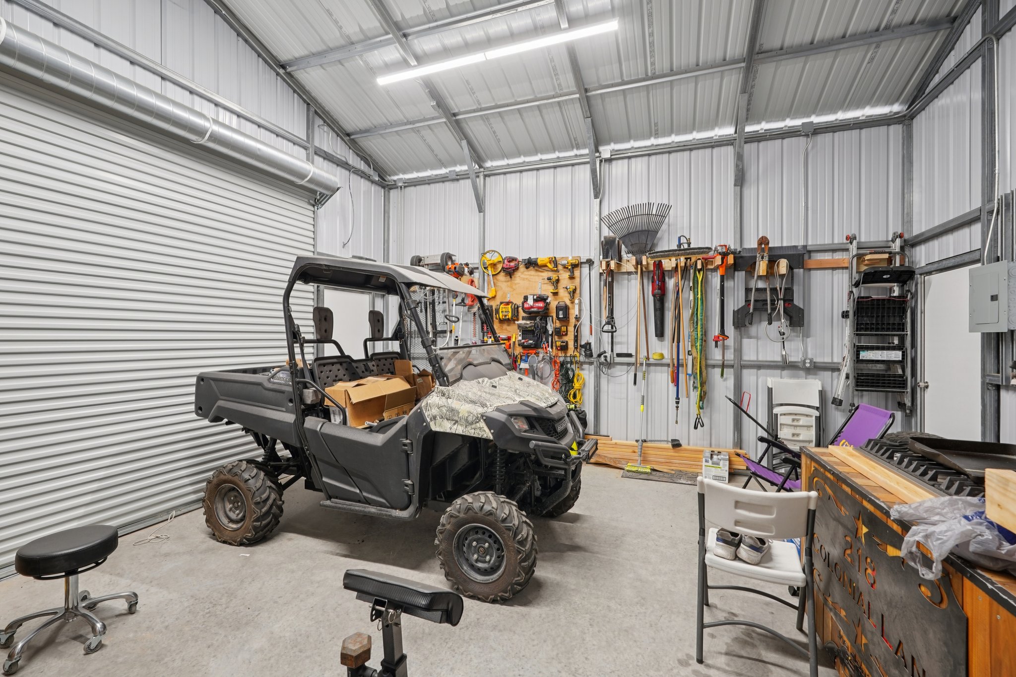 Colonial Ln-S1004-037.jpg