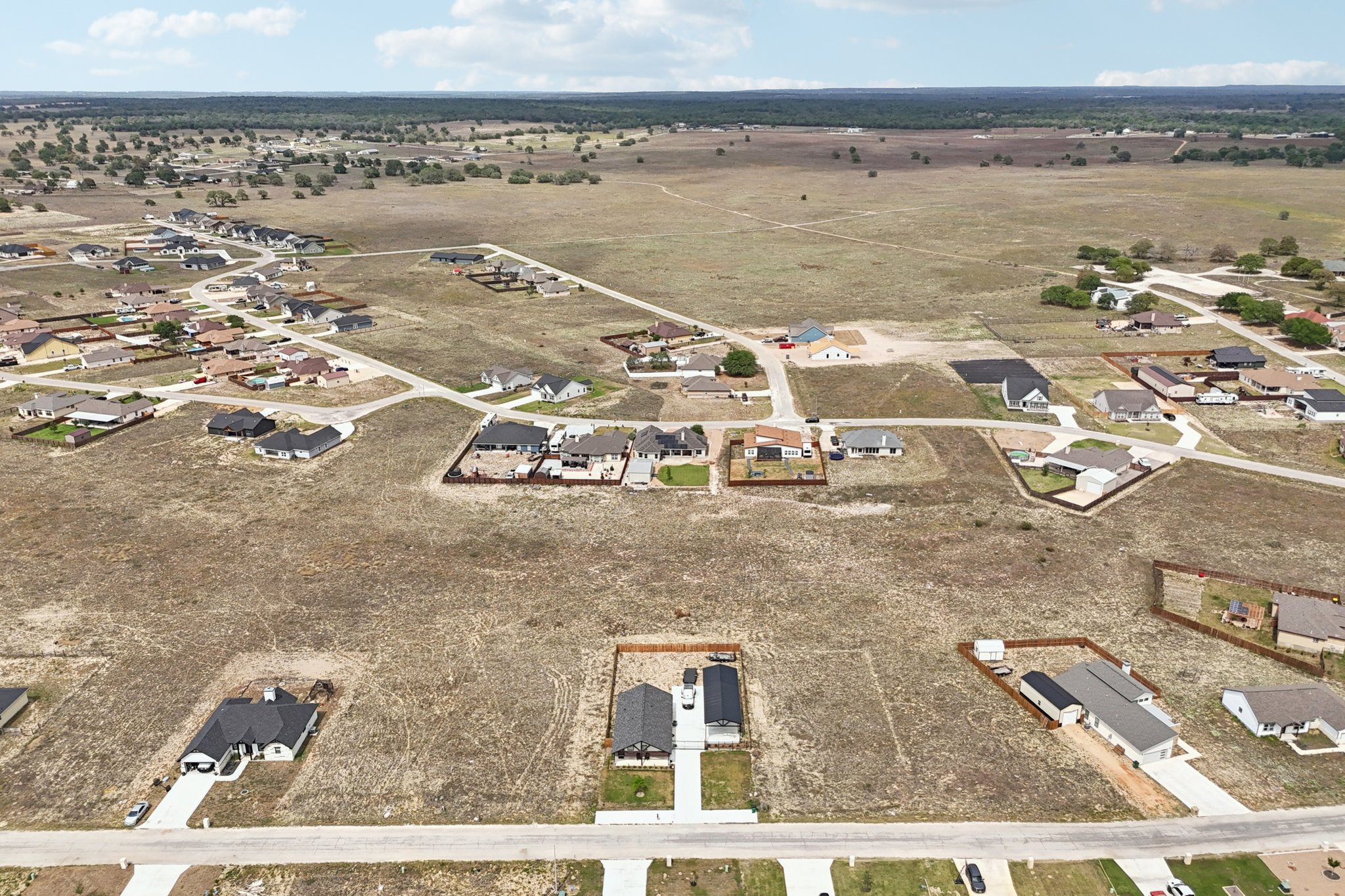 Colonial Ln-S1004-046.jpg