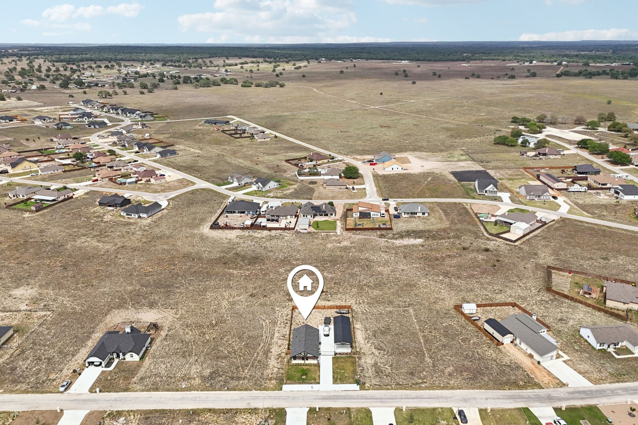 Colonial Ln-S1004-047.jpg