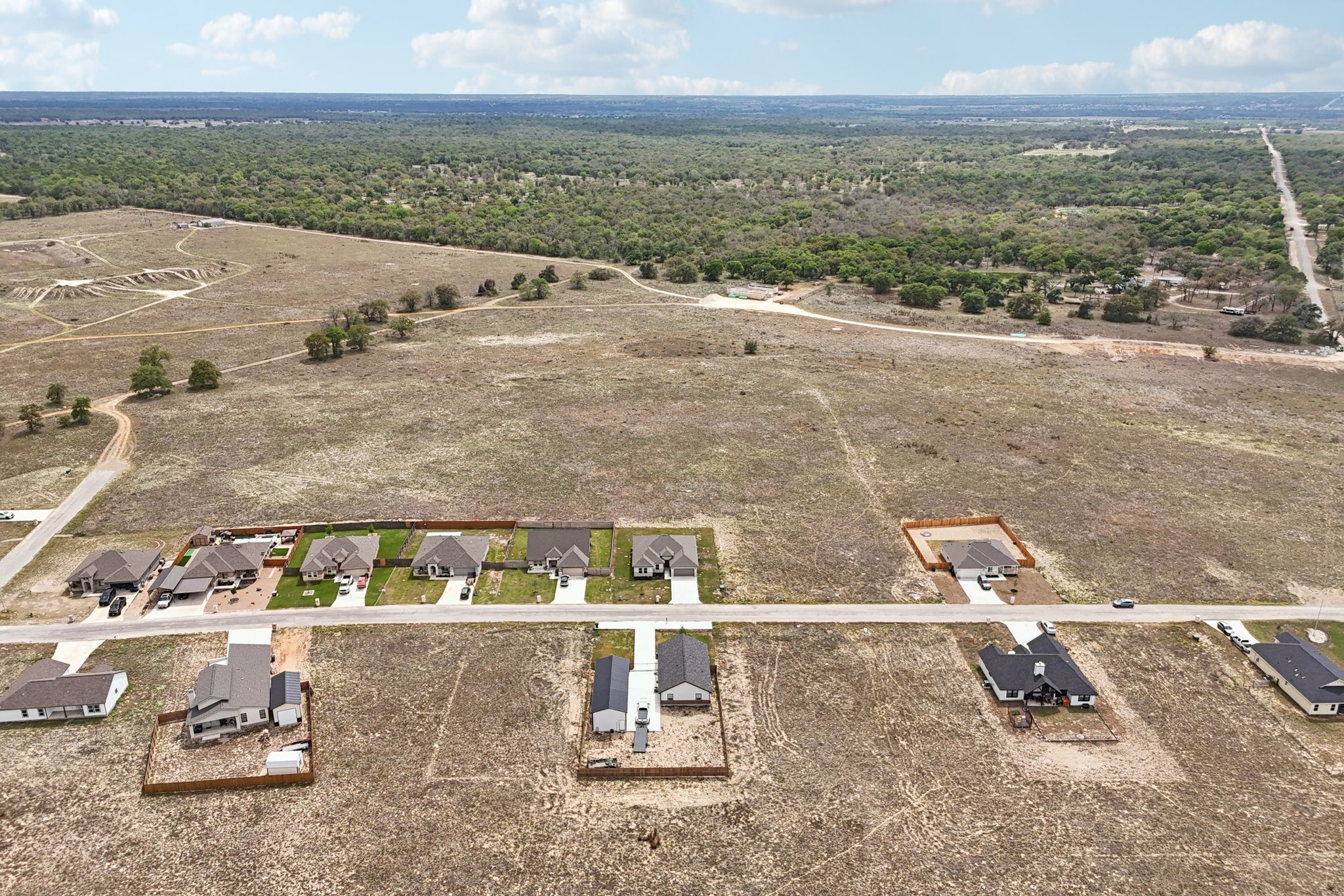 Colonial Ln-S1004-049.jpg