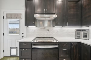 Colonial Ln-S1004-018.jpg