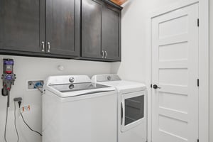 Colonial Ln-S1004-020.jpg