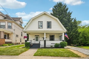 E Hillcrest Ave-S1206-001.jpg