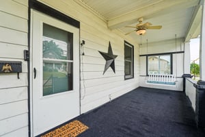 E Hillcrest Ave-S1206-004.jpg