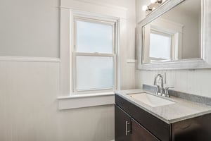 E Hillcrest Ave-S1206-024.jpg