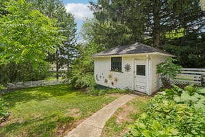 E Hillcrest Ave-S1206-034.jpg