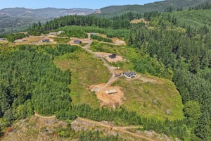 High Bank Ln-S3007-014.jpg