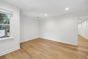 Irving Ave-S0307-065.jpg
