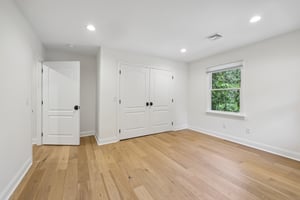 Irving Ave-S0307-066.jpg