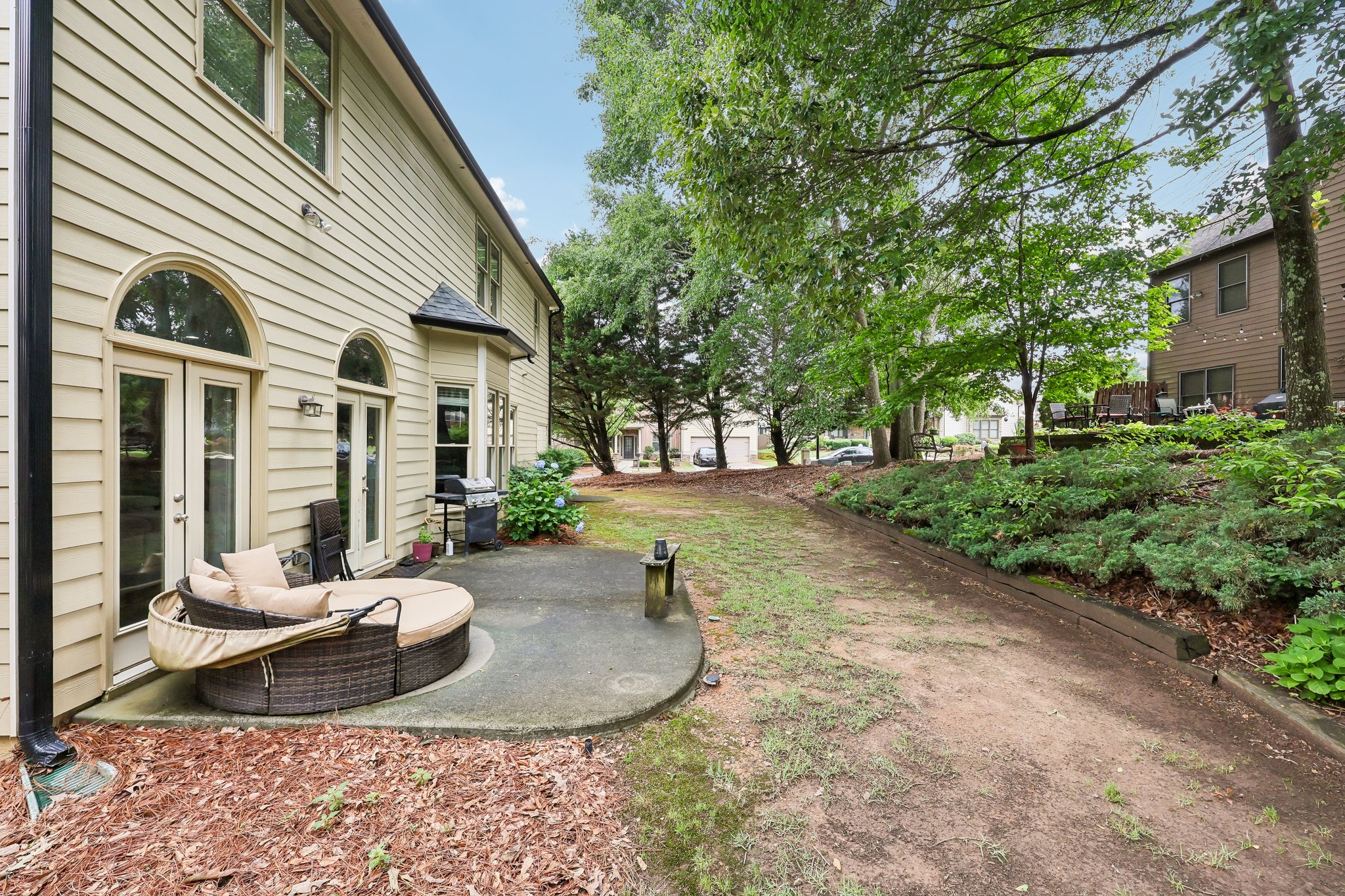 Lily Cove Dr-S2705-044.jpg