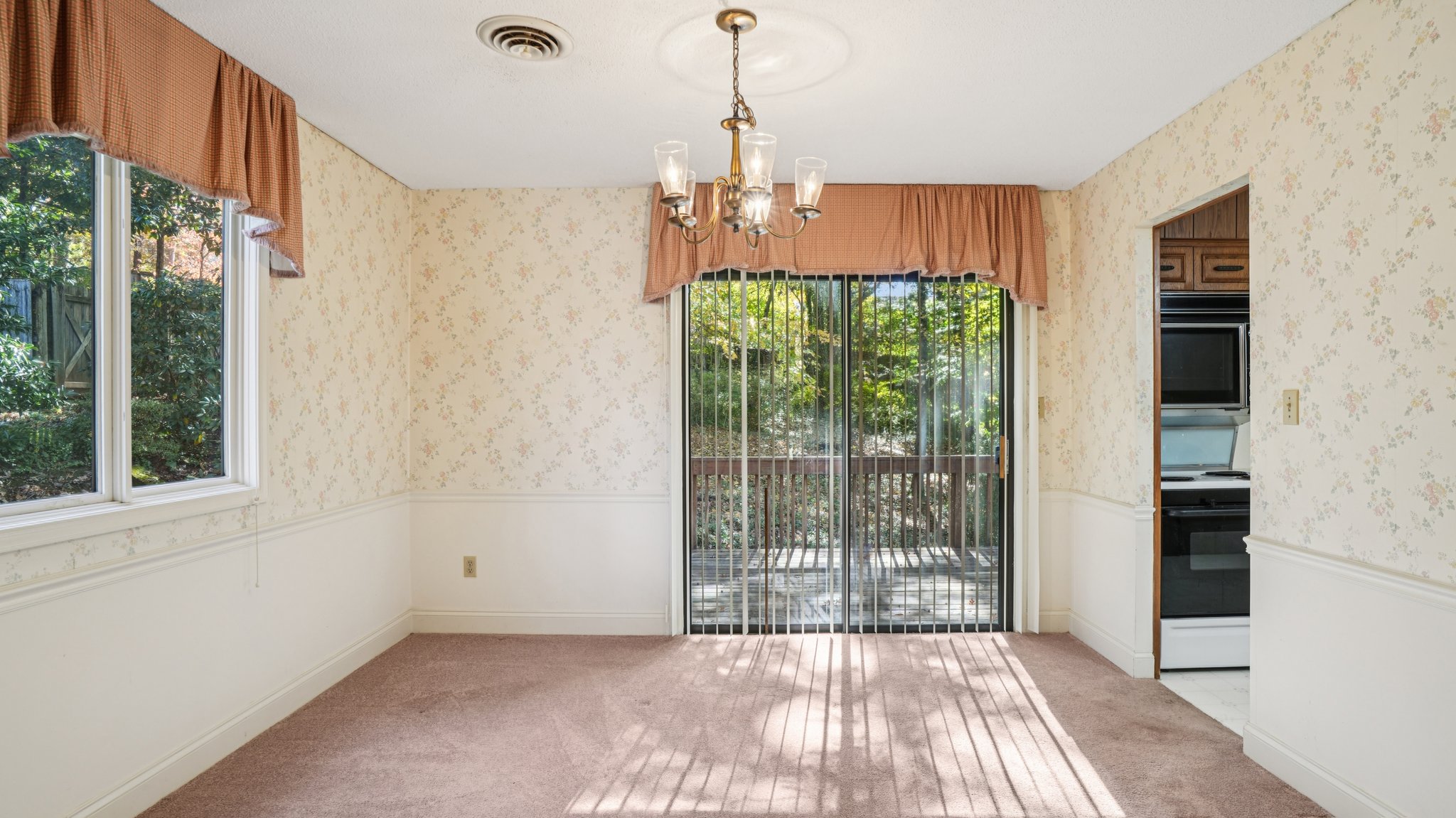 Shadowlawn Dr-S3110-013.jpg