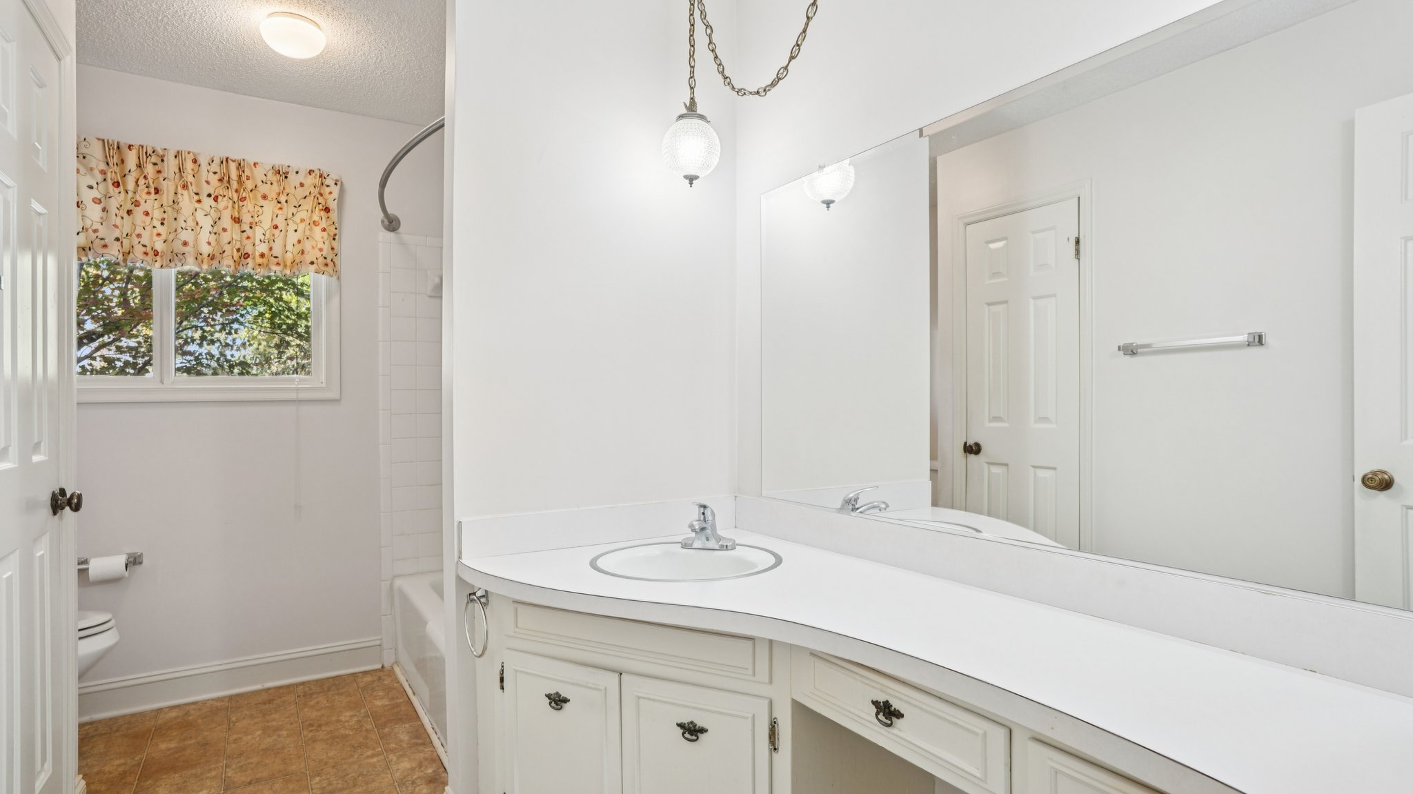 Shadowlawn Dr-S3110-020.jpg