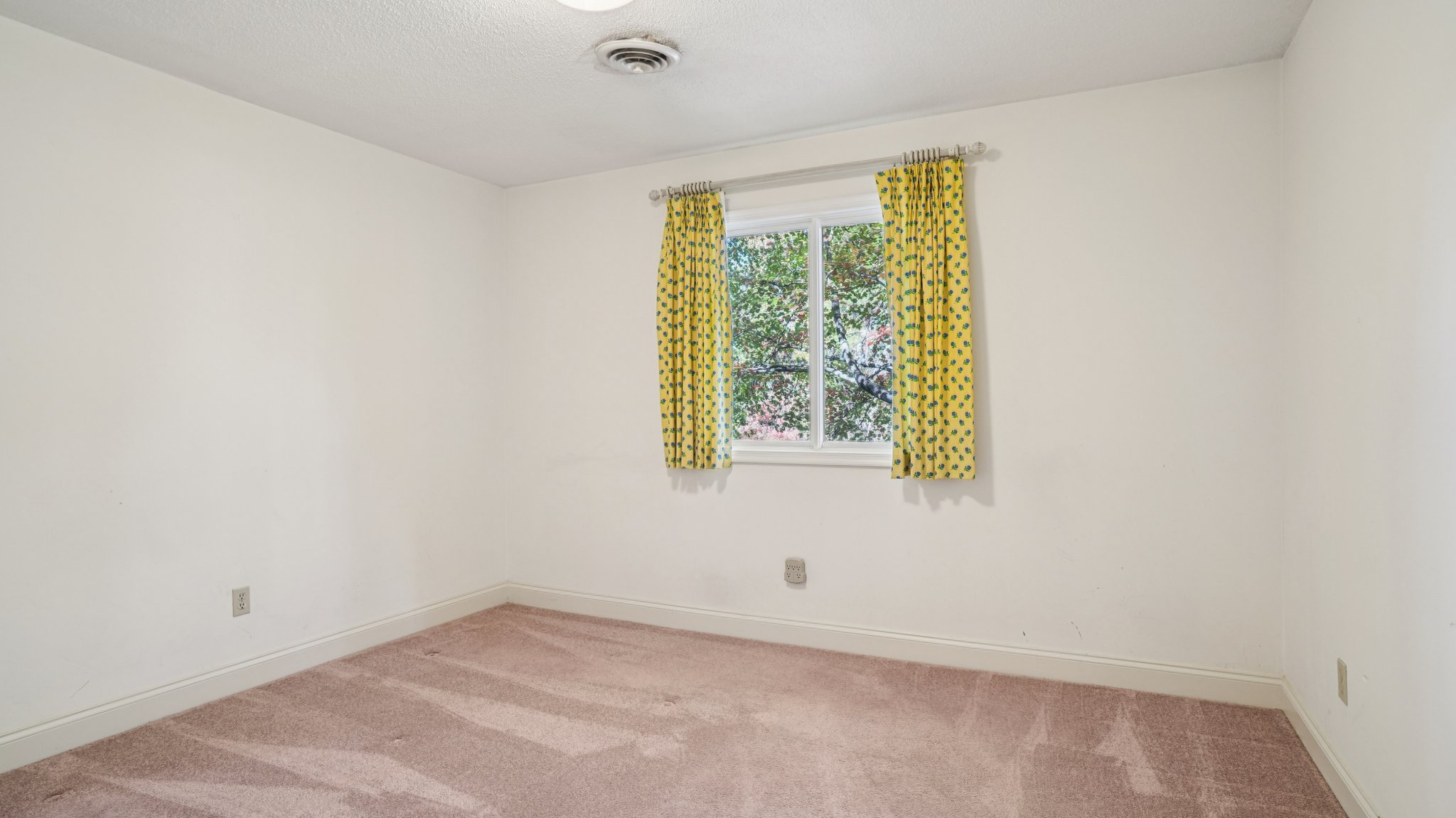 Shadowlawn Dr-S3110-024.jpg