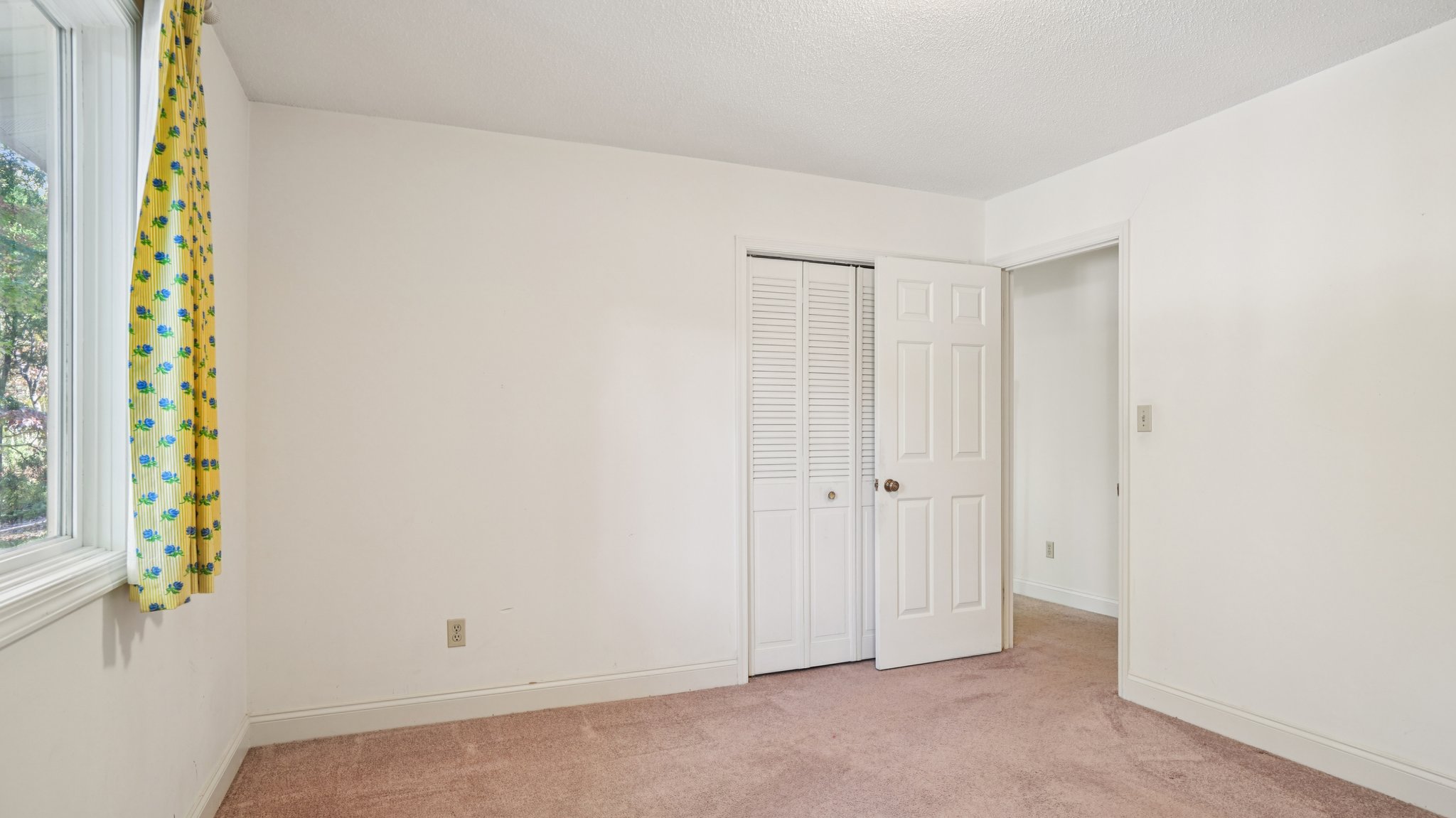 Shadowlawn Dr-S3110-026.jpg