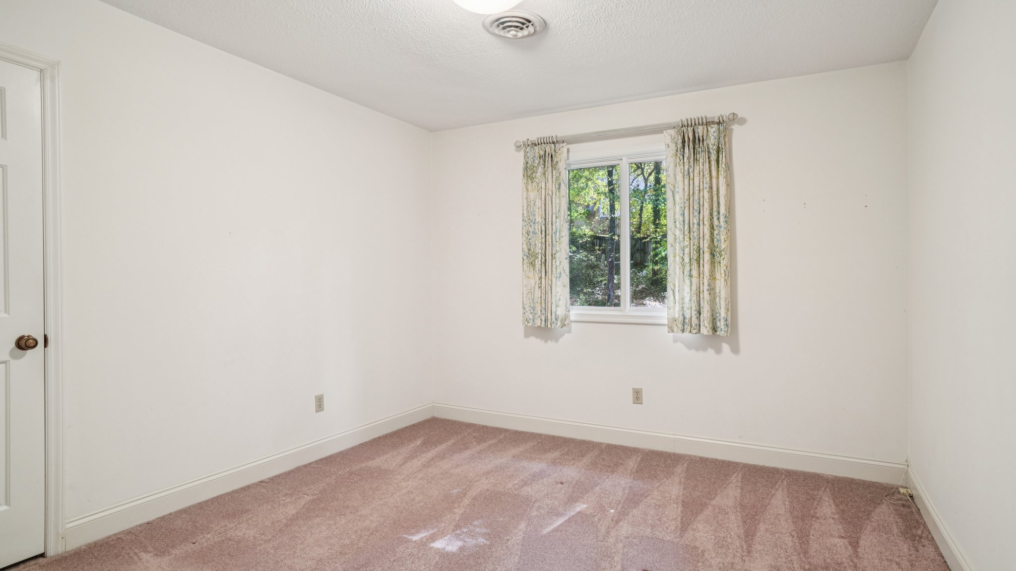 Shadowlawn Dr-S3110-028.jpg