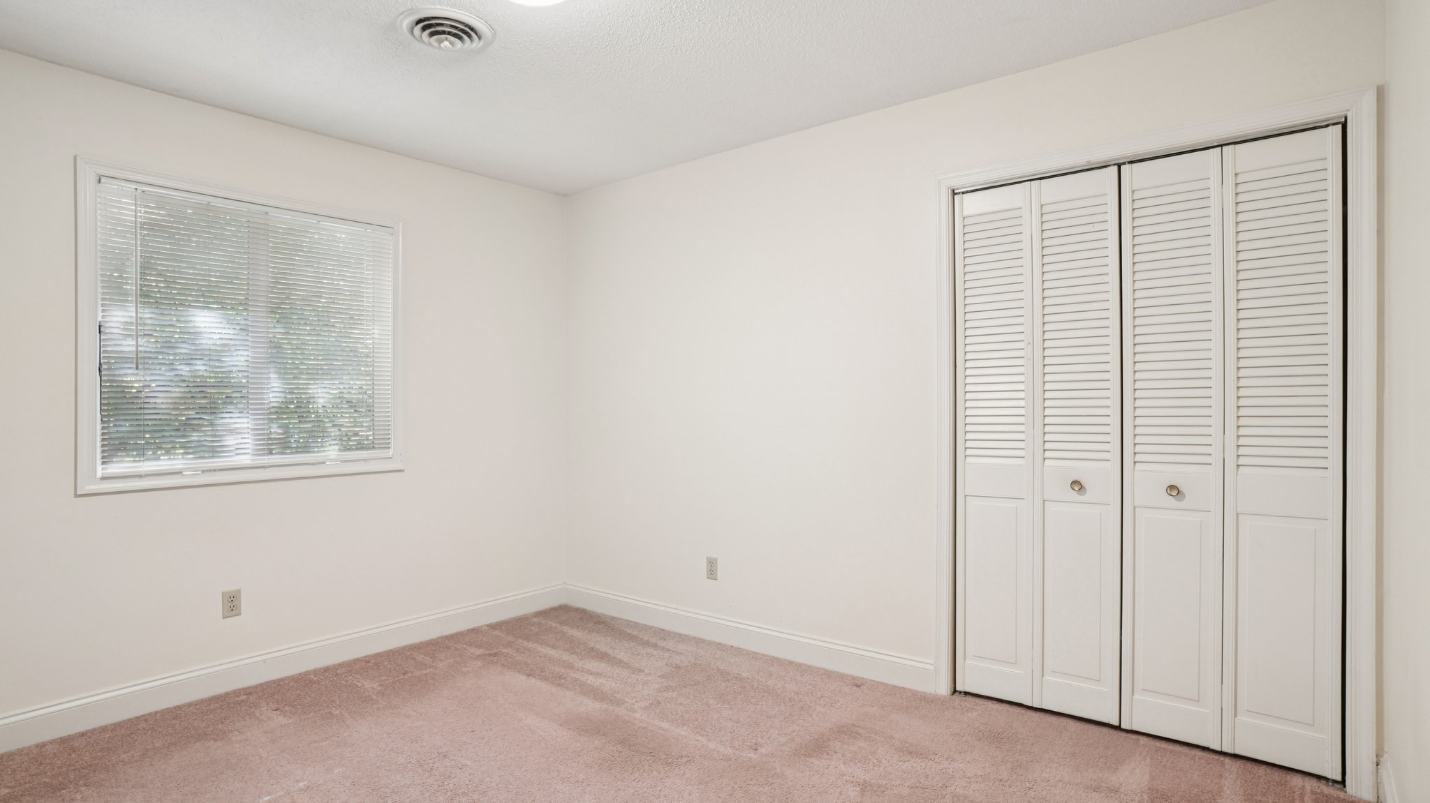 Shadowlawn Dr-S3110-033.jpg