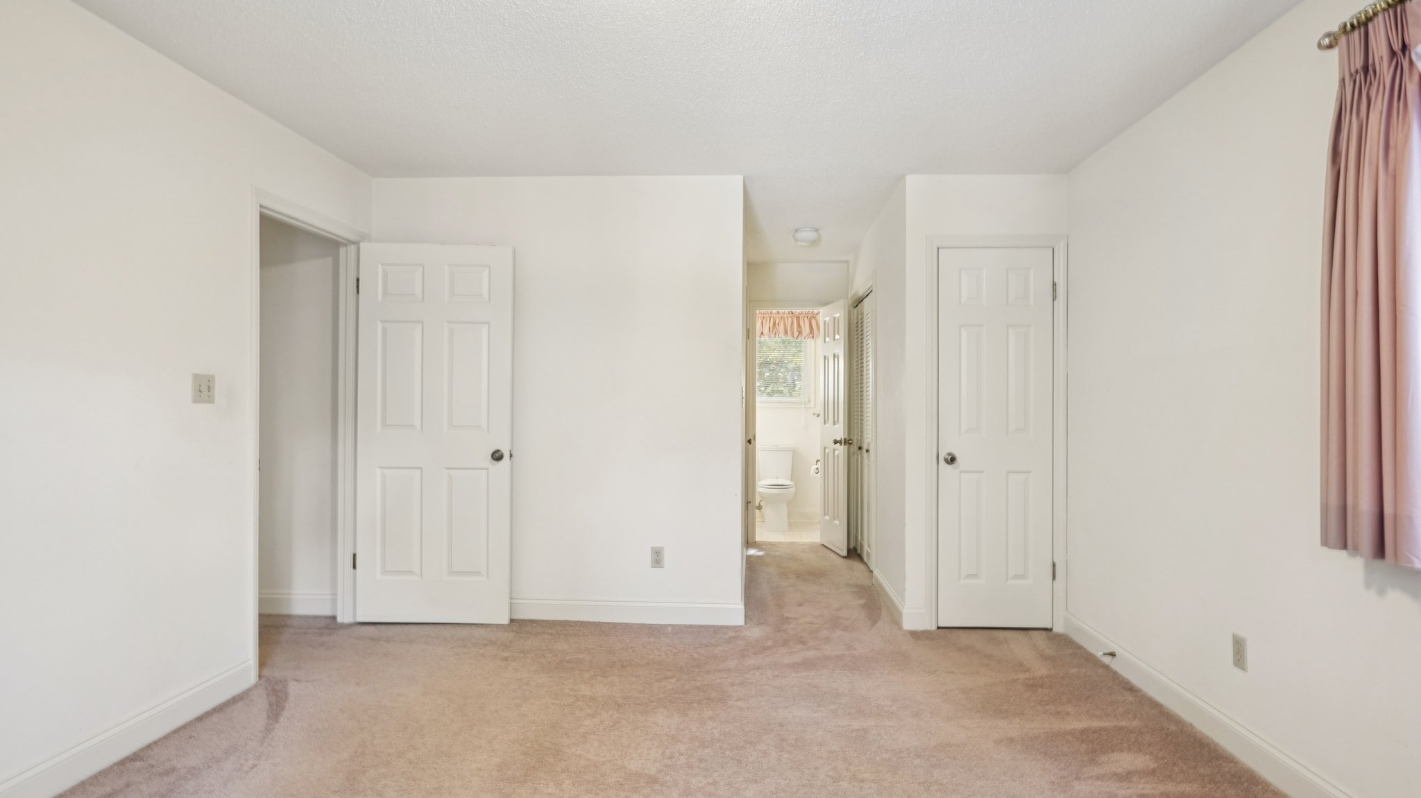 Shadowlawn Dr-S3110-039.jpg