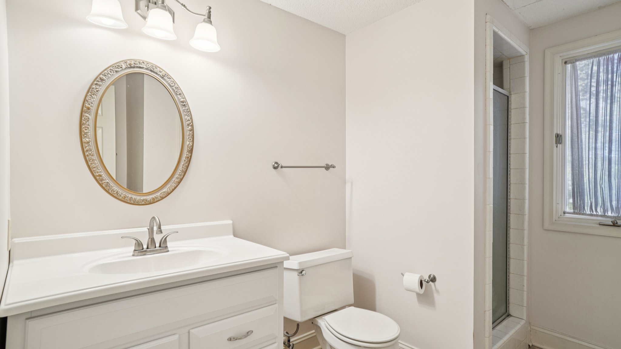 Shadowlawn Dr-S3110-044.jpg