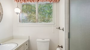 Shadowlawn Dr-S3110-041.jpg