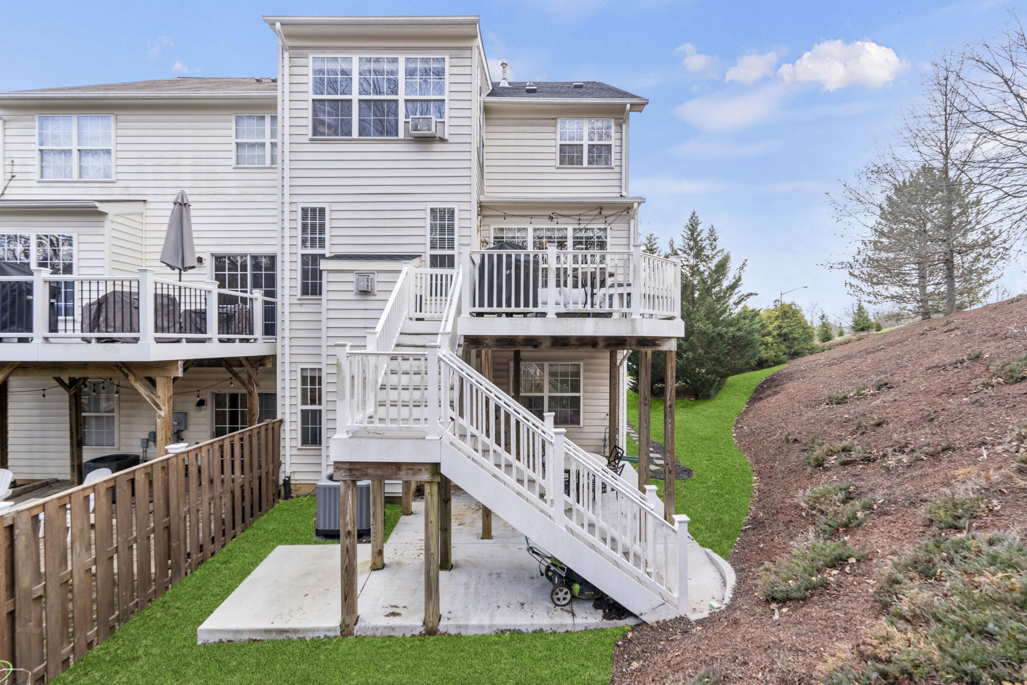 Trex deck stairs