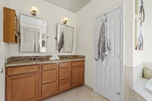 Ensuite bathroom
